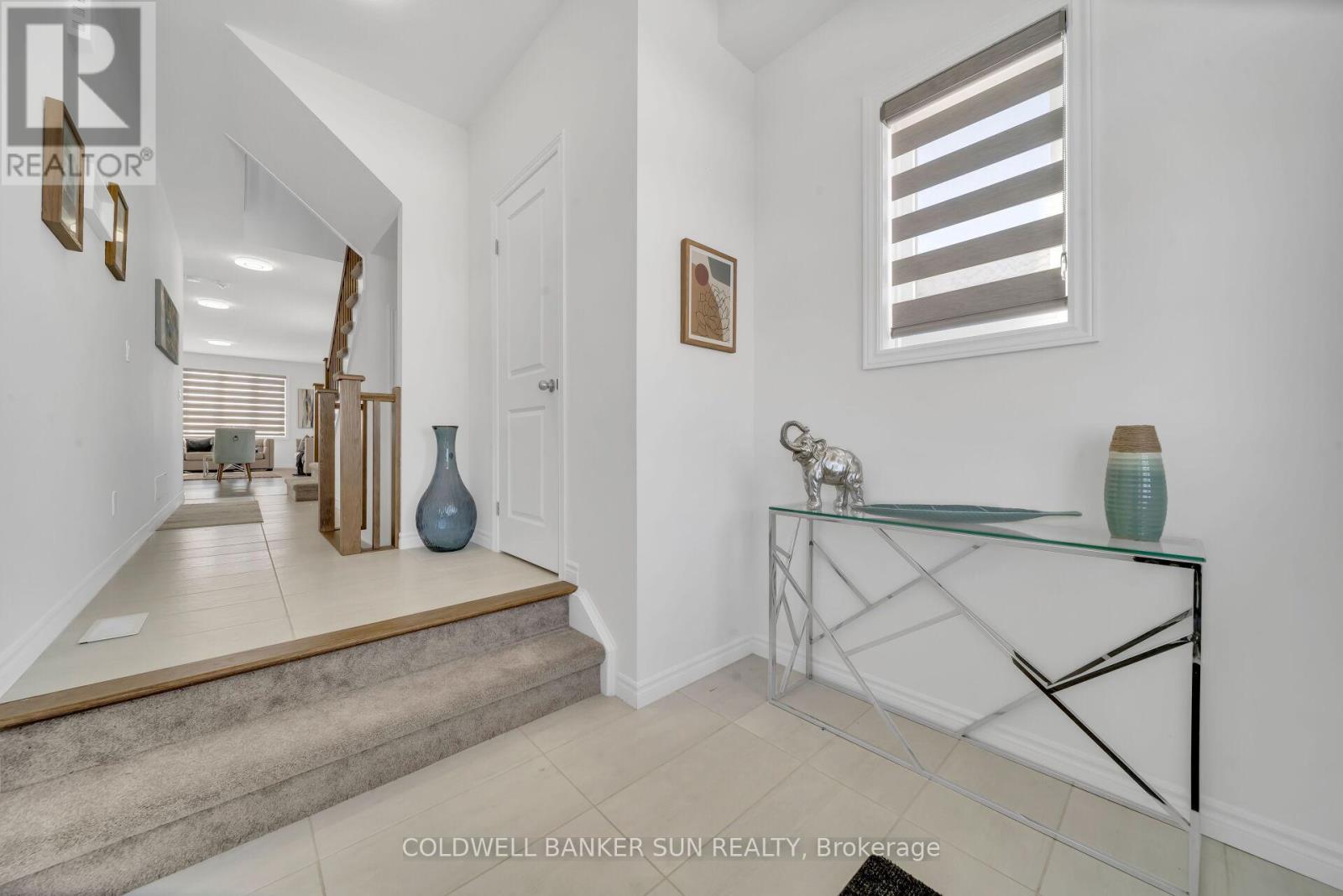 27 Gourlay Farm Lane, North Dumfries, Ontario  N0B 1E0 - Photo 5 - X12684910