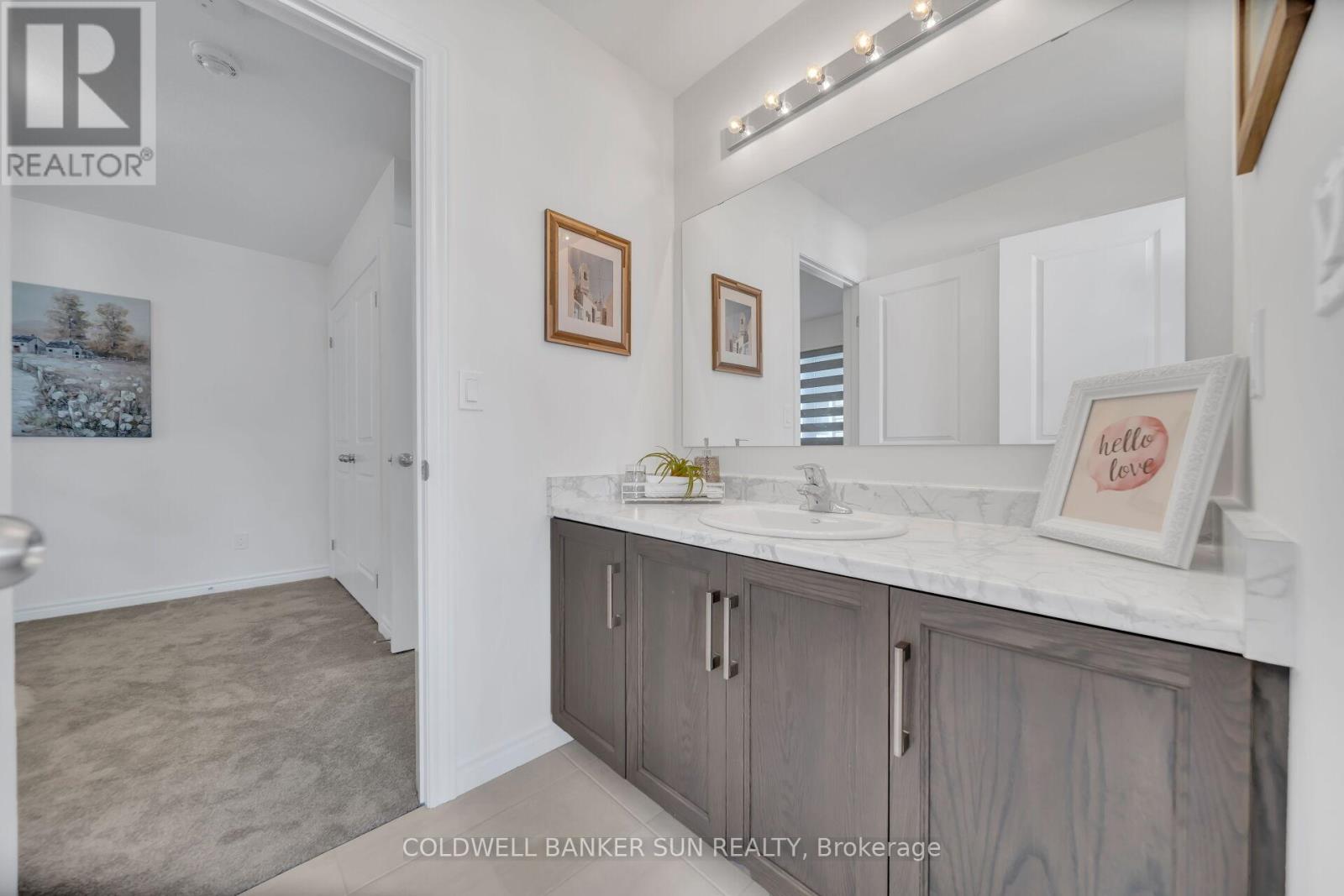 27 Gourlay Farm Lane, North Dumfries, Ontario  N0B 1E0 - Photo 6 - X12684910