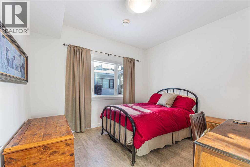 12572 Crestmont Boulevard Sw, Calgary, Alberta  T3B 6J5 - Photo 34 - A2277212