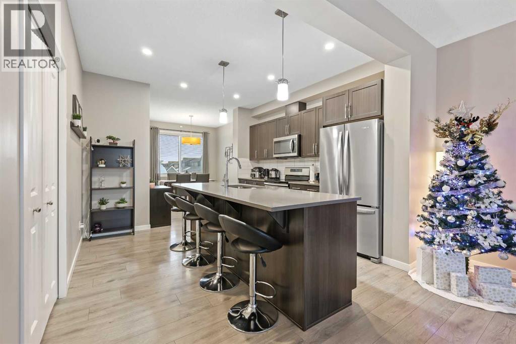 754 Belmont Drive Sw, Calgary, Alberta  T2X 4H4 - Photo 10 - A2275855