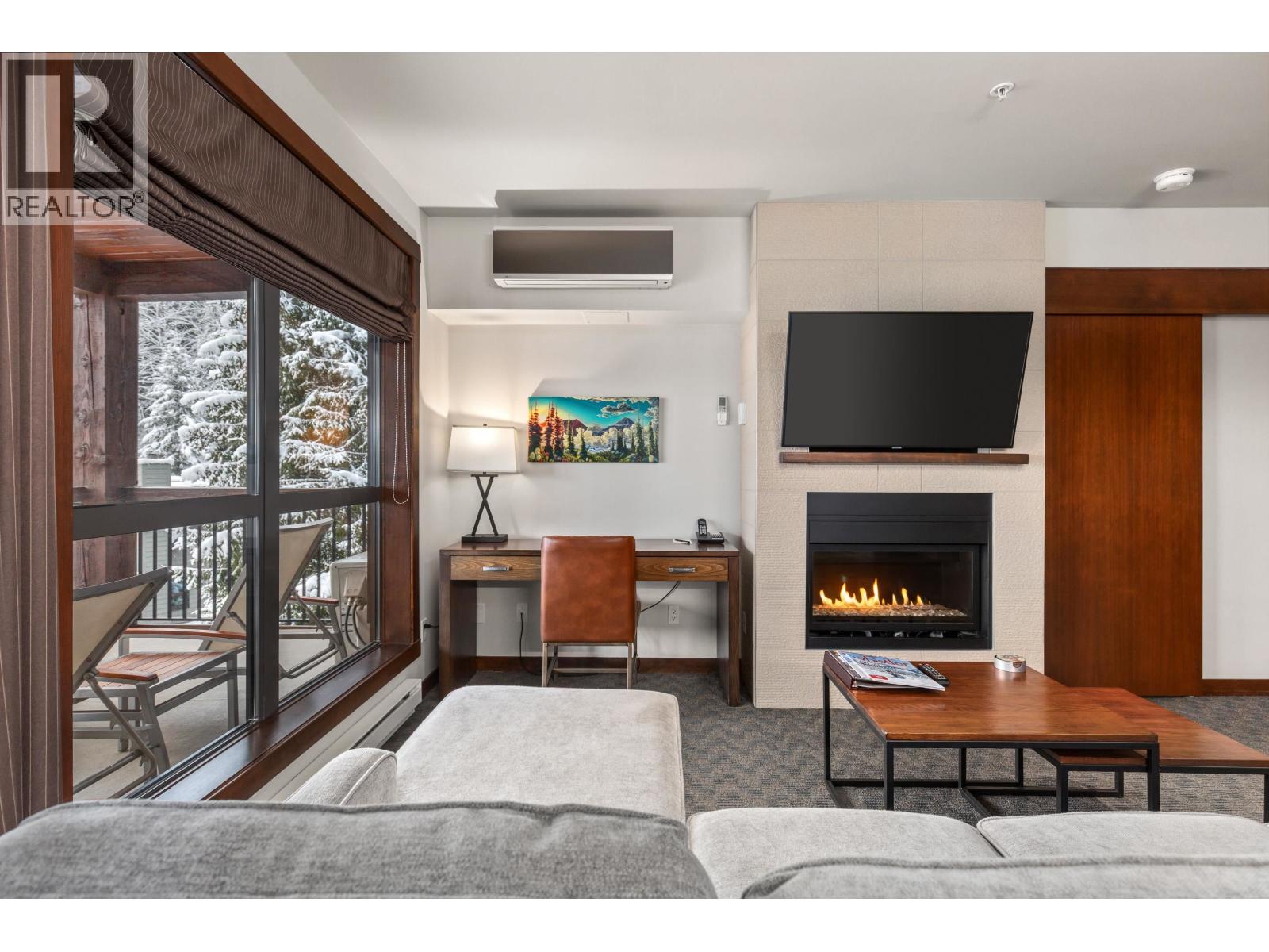 309b 2020 London Lane, Whistler, British Columbia  V0N 1B2 - Photo 5 - R3078076