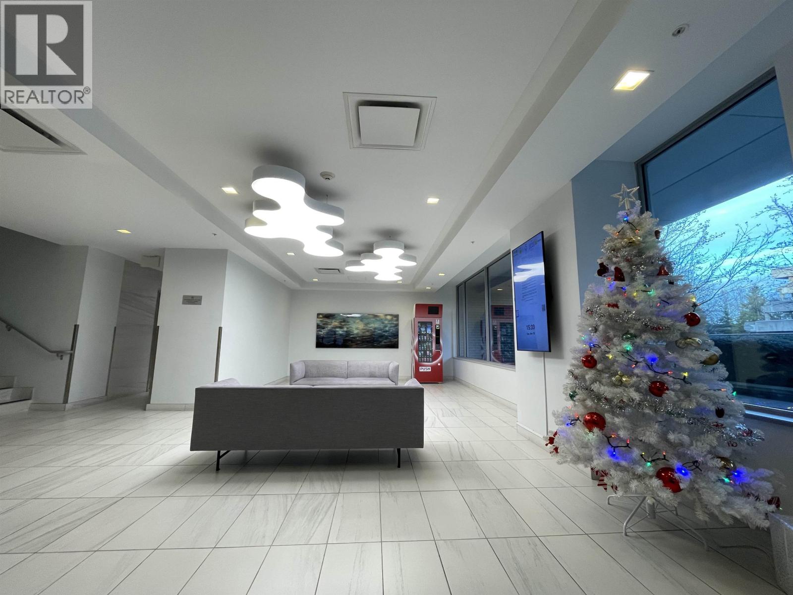 818 5665 Boundary Road, Vancouver, British Columbia  V5R 0E4 - Photo 4 - R3075761