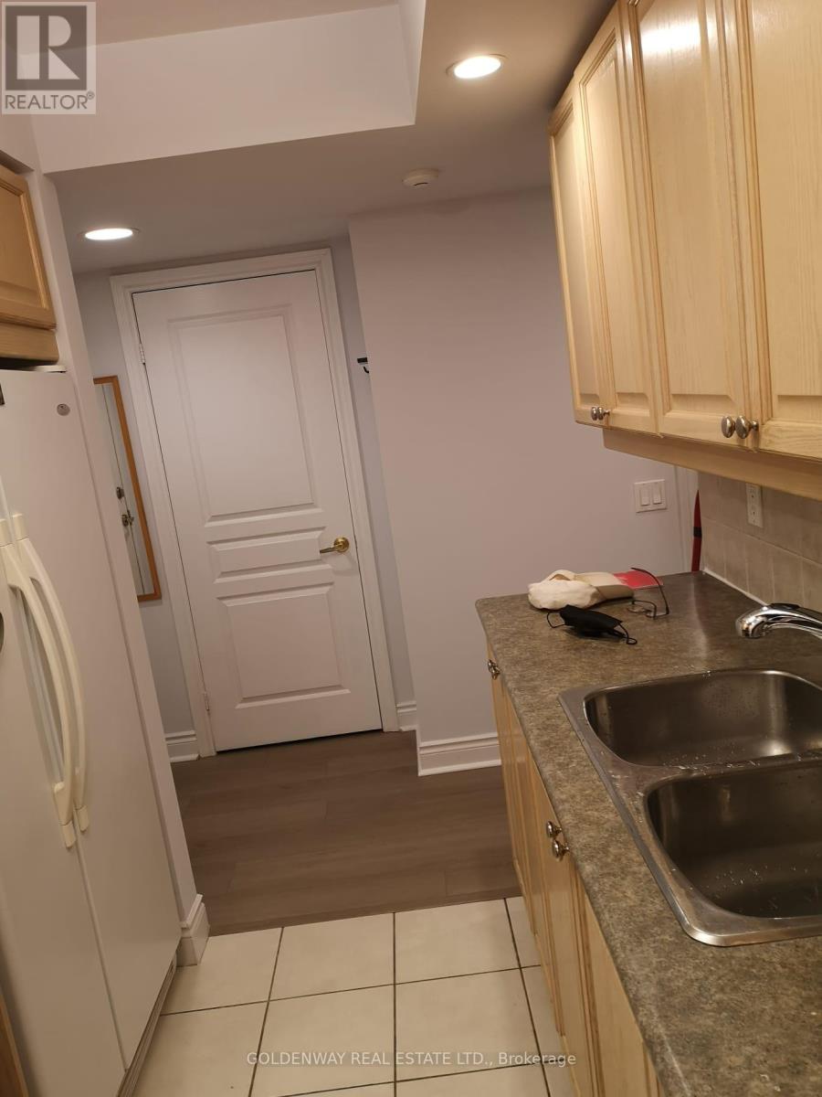 1928 - 15 Northtown Way, Toronto, Ontario  M2N 7A2 - Photo 5 - C12684928