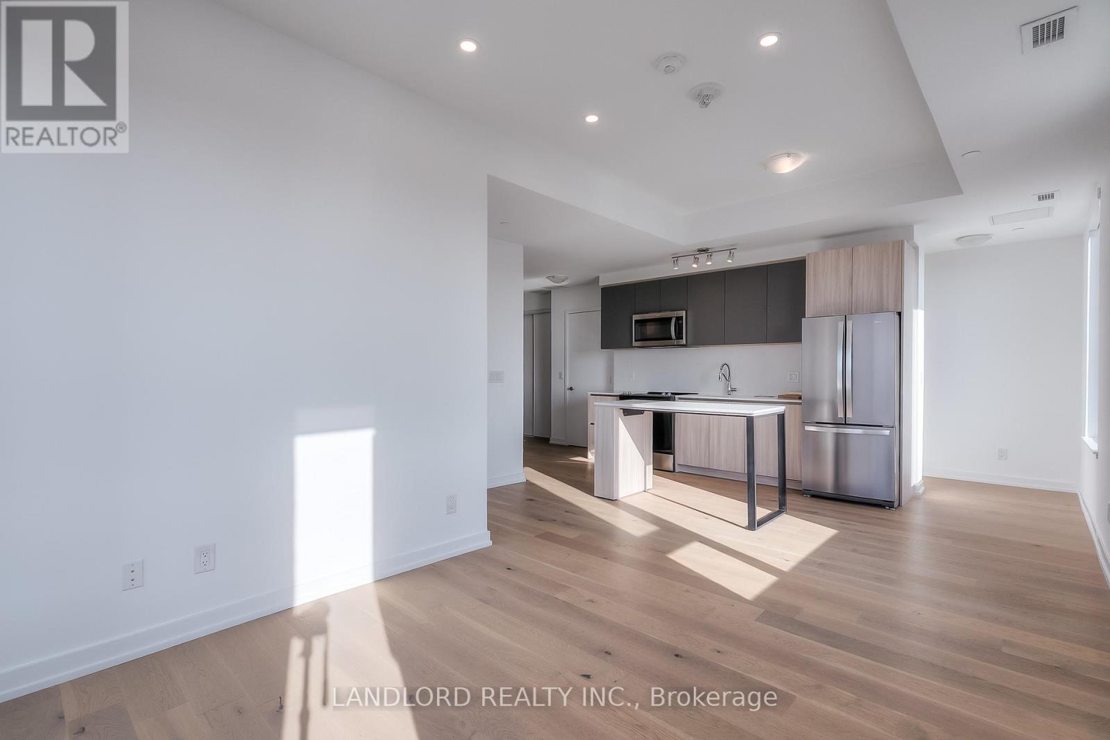 1208 - 3100 Keele Street, Toronto, Ontario  M3M 0E1 - Photo 4 - W12684952