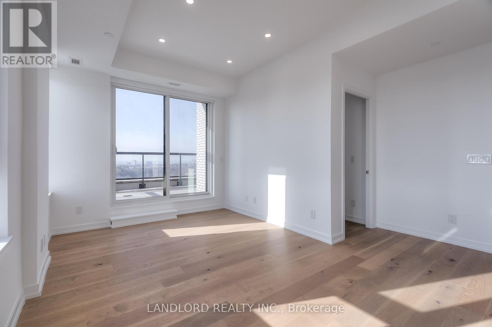 1208 - 3100 Keele Street, Toronto, Ontario  M3M 0E1 - Photo 5 - W12684952