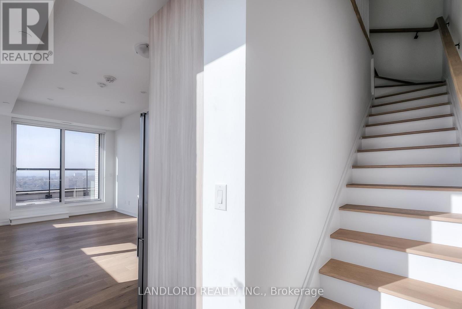 1208 - 3100 Keele Street, Toronto, Ontario  M3M 0E1 - Photo 9 - W12684952