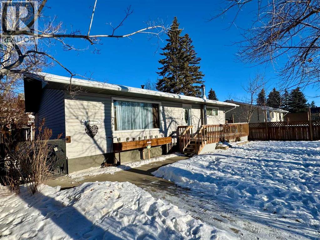 74 Mcrae Street E, Okotoks, Alberta