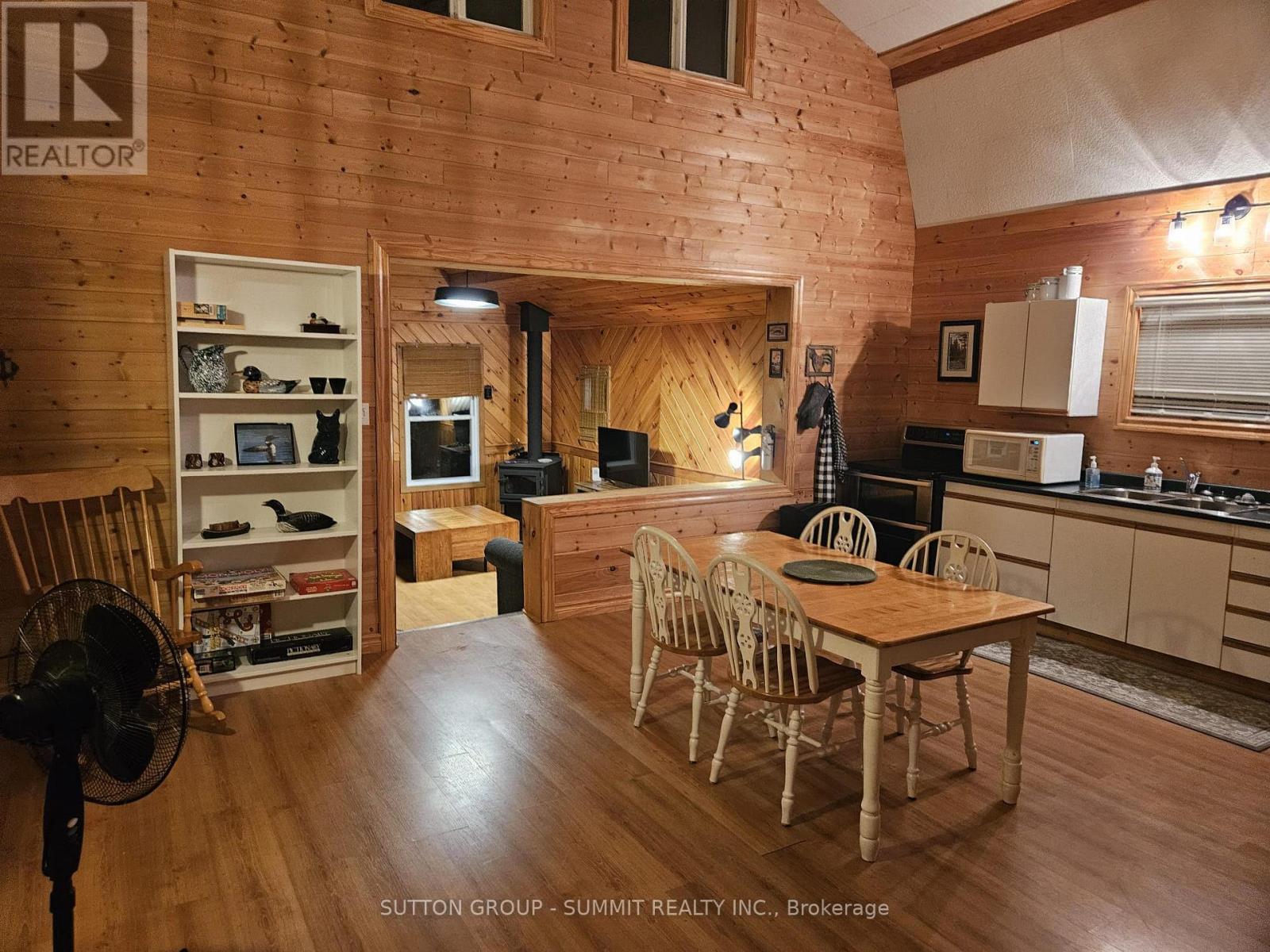 98 West Ham Lake Road, Killarney, Ontario  P0M 1A0 - Photo 16 - X12538654