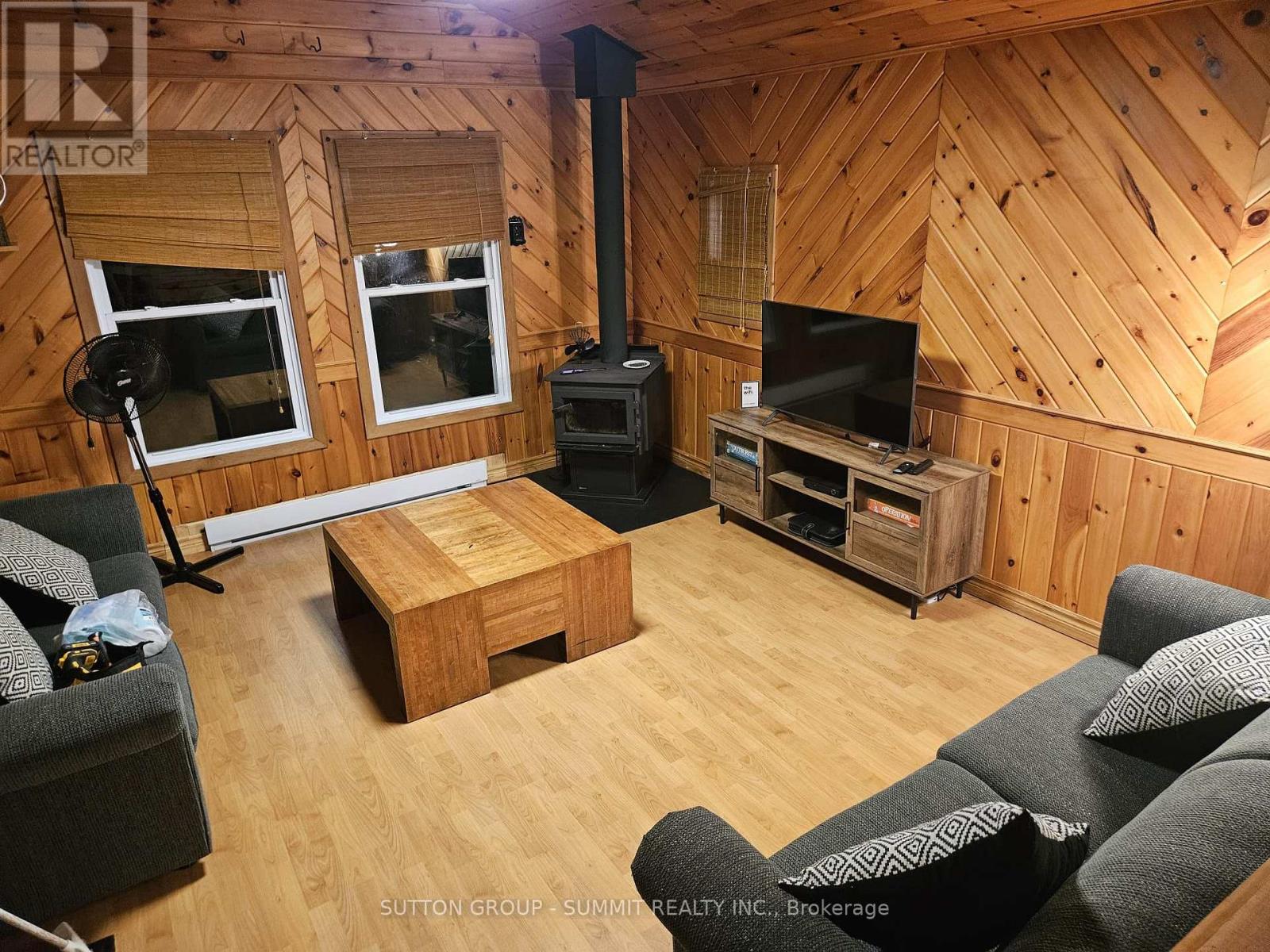 98 West Ham Lake Road, Killarney, Ontario  P0M 1A0 - Photo 15 - X12538654