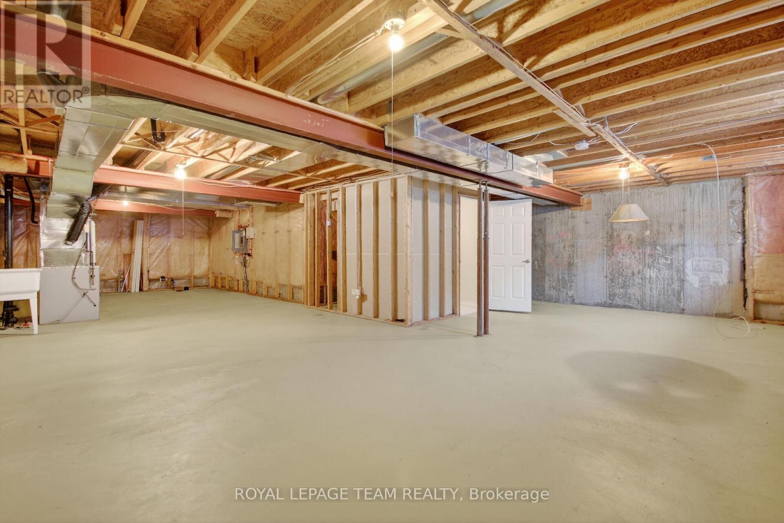 5553 Doctor Leach Drive, Ottawa, Ontario  K4M 1L6 - Photo 27 - X12683474