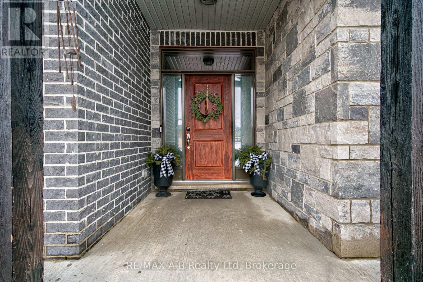 70 Gerber Drive, Perth East, Ontario  N0K 1M0 - Photo 46 - X12684982