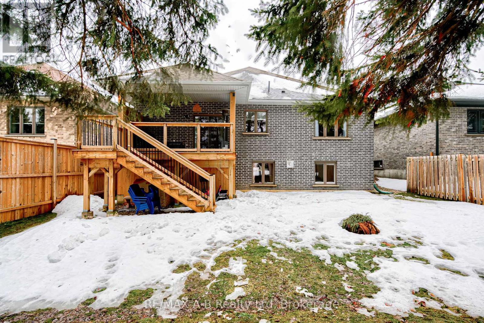 70 Gerber Drive, Perth East, Ontario  N0K 1M0 - Photo 47 - X12684982