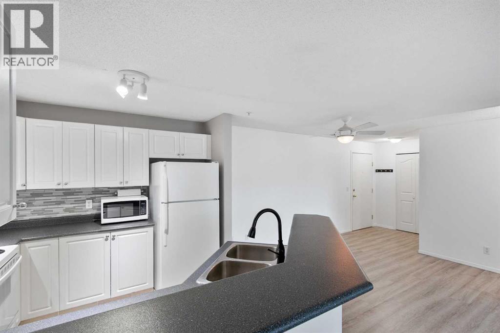 1212, 604 8 Street Sw, Airdrie, Alberta  T4B 2W4 - Photo 6 - A2271015