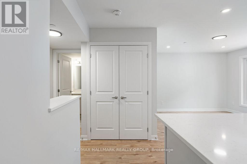 20 - 301 Glenroy Gilbert Drive, Ottawa, Ontario  K2J 7N6 - Photo 12 - X12684996