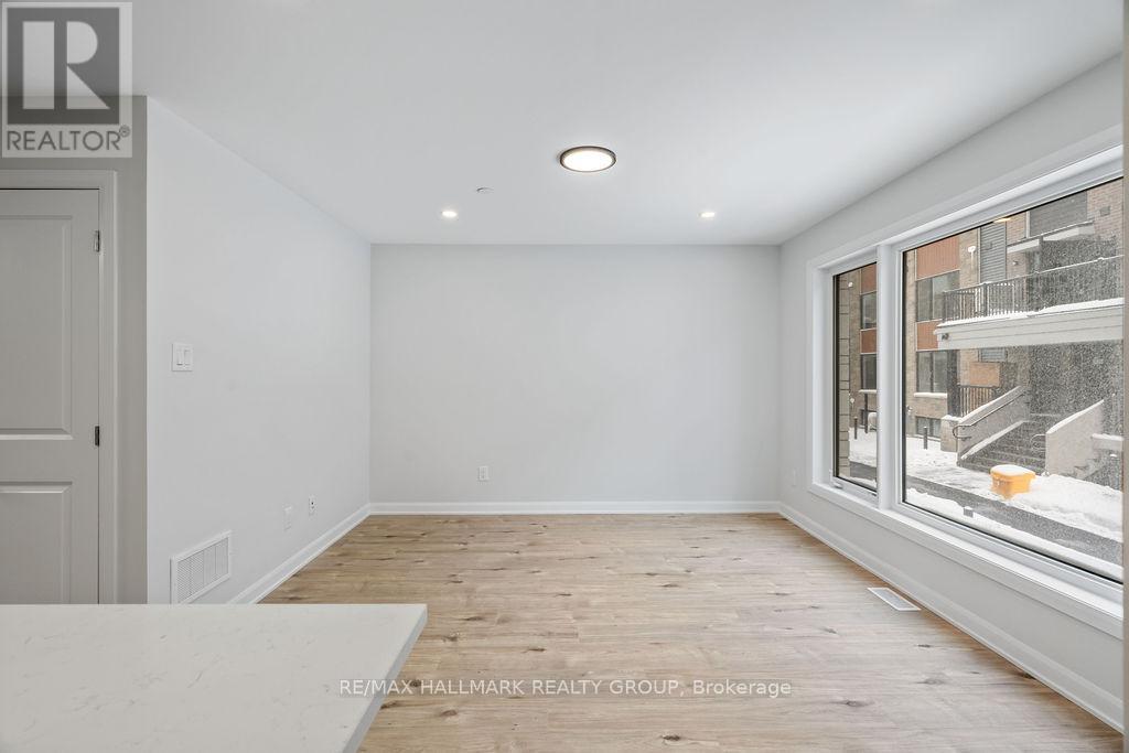 20 - 301 Glenroy Gilbert Drive, Ottawa, Ontario  K2J 7N6 - Photo 14 - X12684996