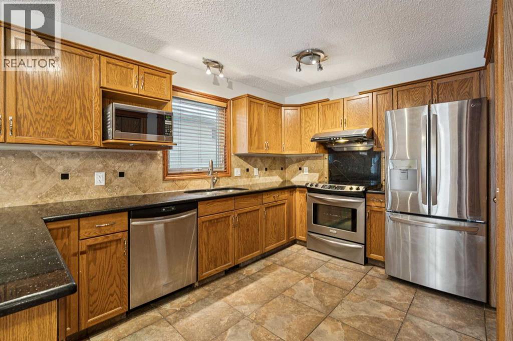 837 Applewood Drive Se, Calgary, Alberta  T2A 7R6 - Photo 10 - A2276289