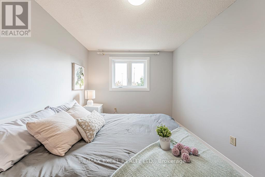 21 Brimstone Crescent, Toronto, Ontario  M1V 3C8 - Photo 22 - E12684966