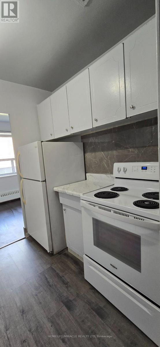 302 - 1651 Victoria Pk Avenue, Toronto, Ontario  M1R 1P9 - Photo 2 - E12685000