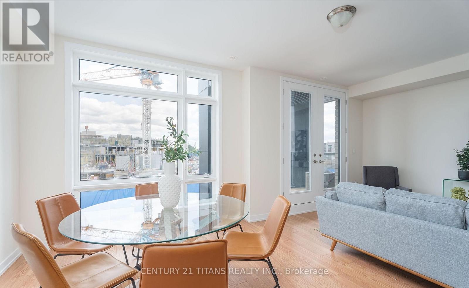 48 Dandara Gate, Vaughan, Ontario  L4L 1V8 - Photo 6 - N12684986