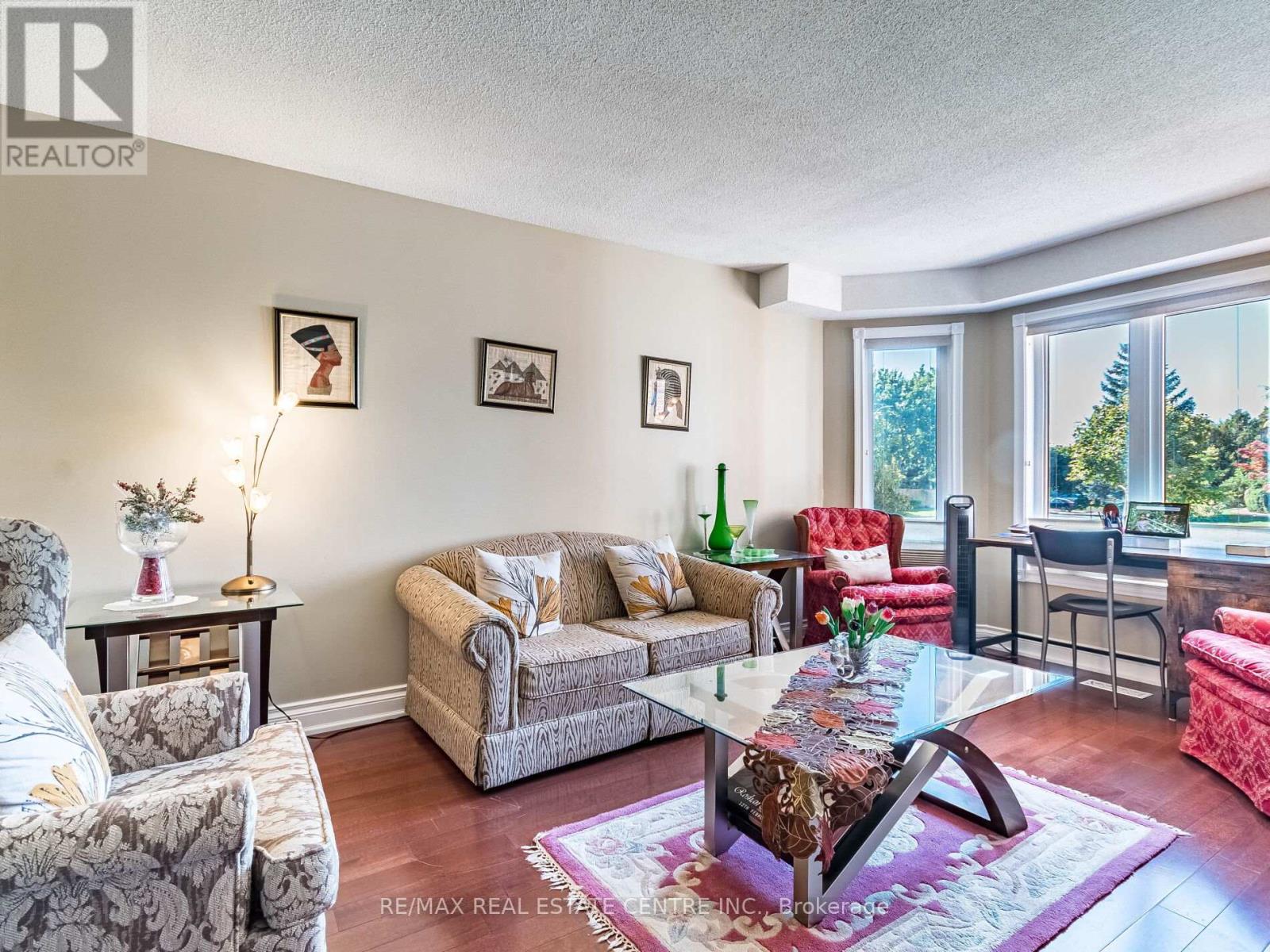 6439 Osprey Boulevard, Mississauga, Ontario  L5N 6E4 - Photo 7 - W12684976