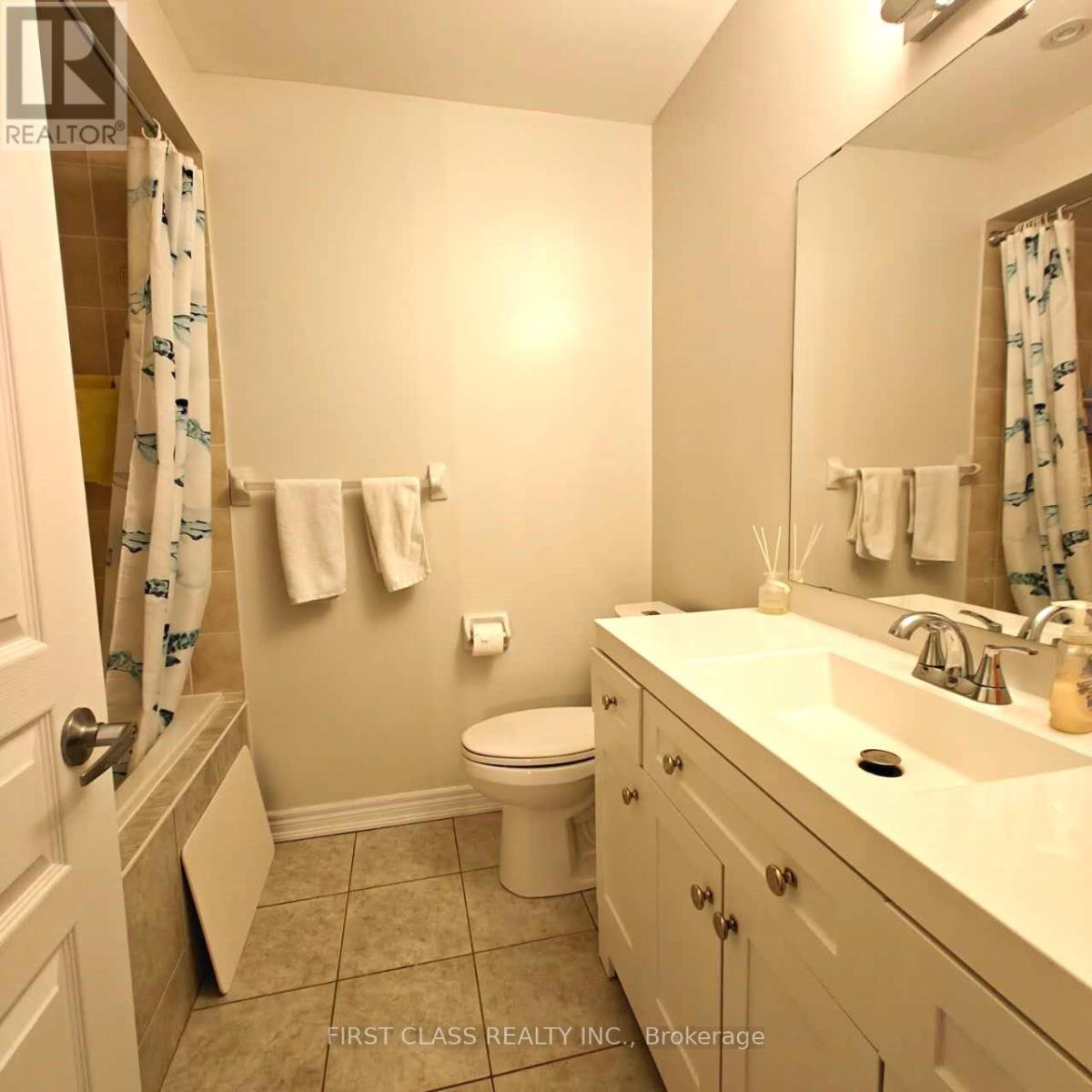 3430 Hayhurst Crescent, Oakville, Ontario  L6L 6W9 - Photo 11 - W12684984