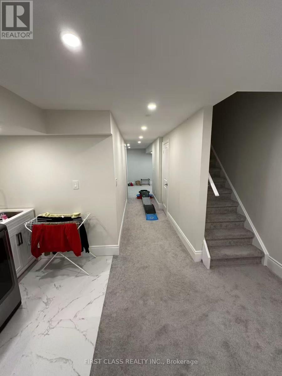 3430 Hayhurst Crescent, Oakville, Ontario  L6L 6W9 - Photo 18 - W12684984