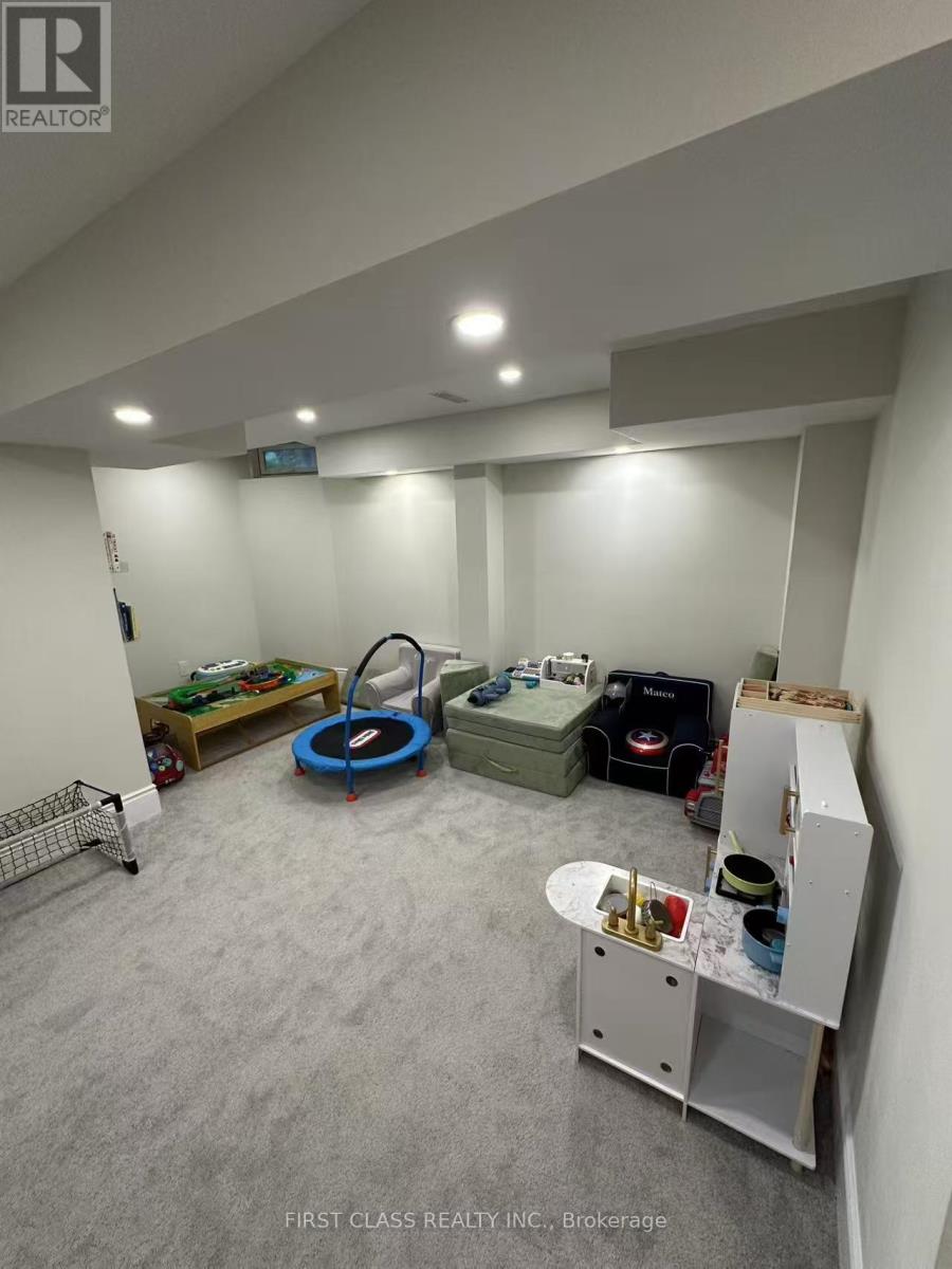 3430 Hayhurst Crescent, Oakville, Ontario  L6L 6W9 - Photo 21 - W12684984