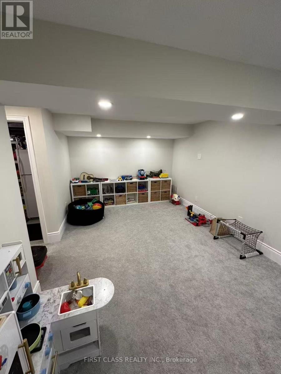 3430 Hayhurst Crescent, Oakville, Ontario  L6L 6W9 - Photo 22 - W12684984