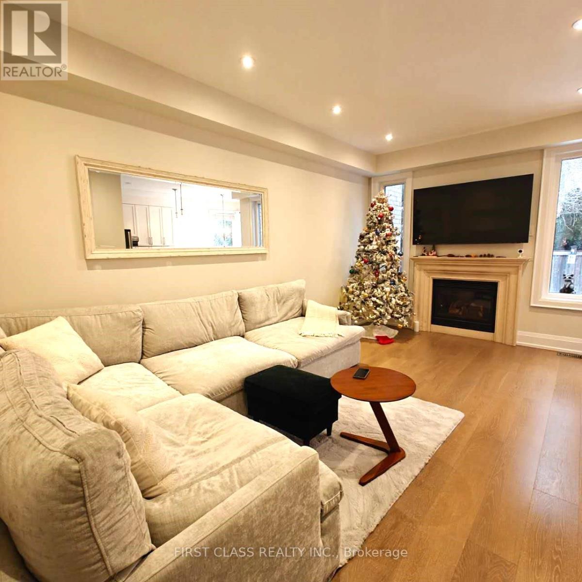 3430 Hayhurst Crescent, Oakville, Ontario  L6L 6W9 - Photo 5 - W12684984