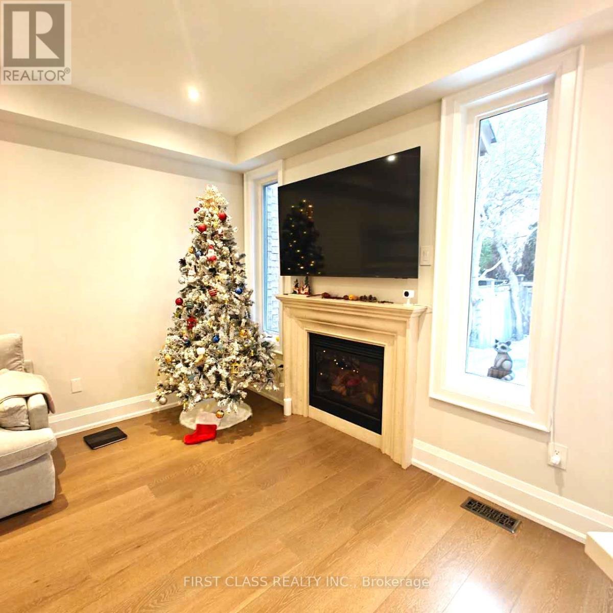 3430 Hayhurst Crescent, Oakville, Ontario  L6L 6W9 - Photo 6 - W12684984