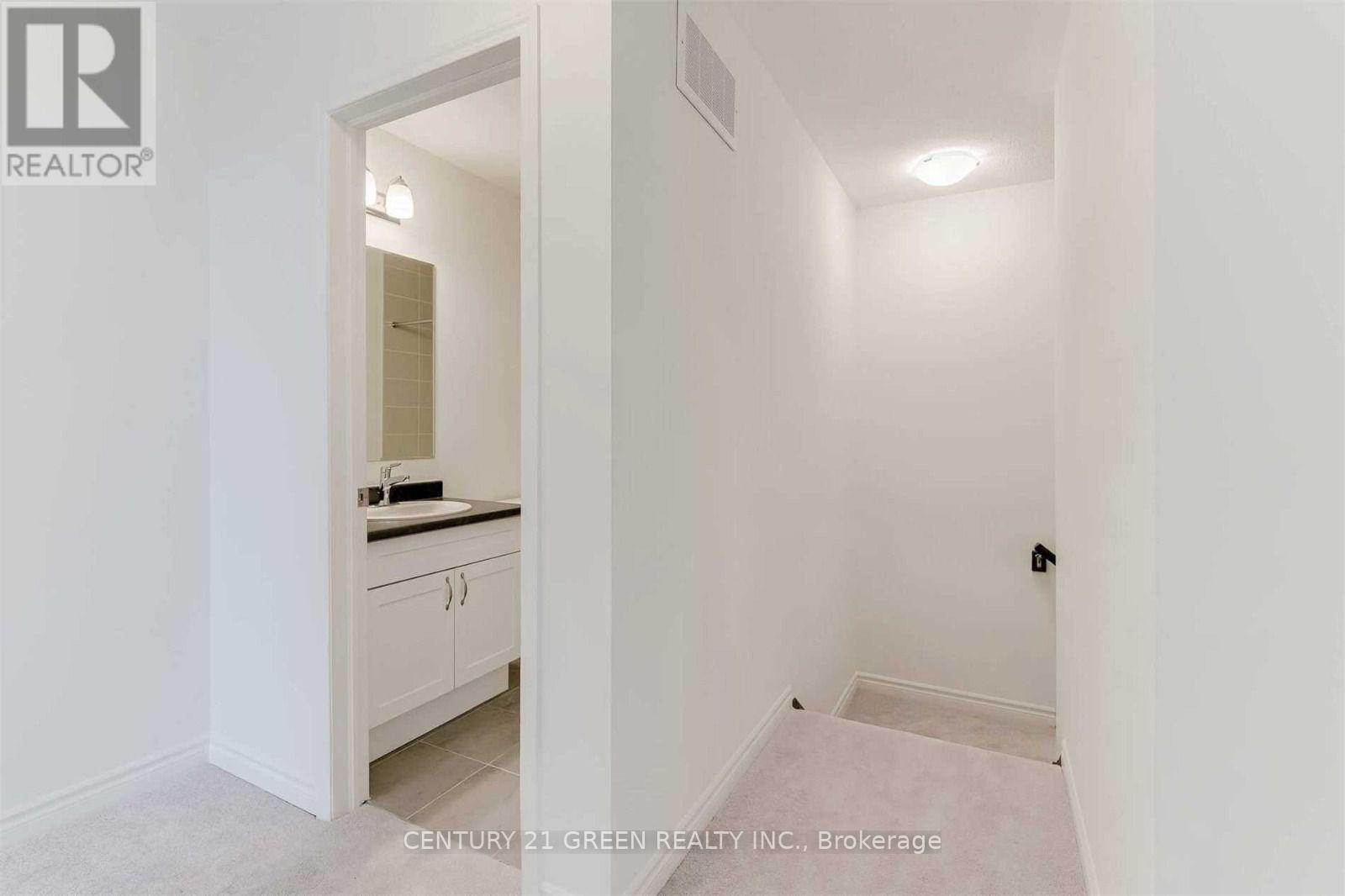 1263 Walnut Landing, Milton, Ontario  L9E 1S4 - Photo 32 - W12684988