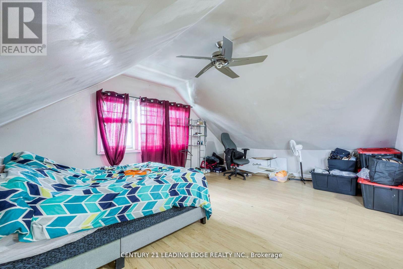 214 Aylmer Street, Peterborough, Ontario  K9J 3K4 - Photo 22 - X12684970