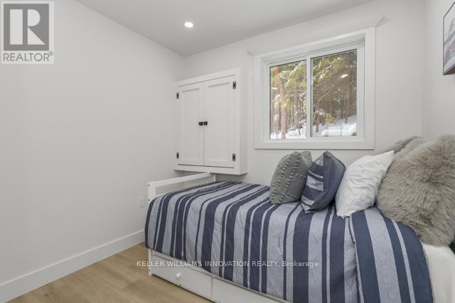 5789 North Kennisis Lake Road, Dysart Et Al, Ontario  K0M 1M0 - Photo 18 - X12684990