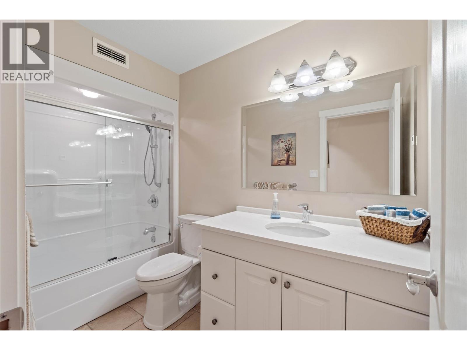 2535 Valleyview Drive, Kamloops, British Columbia  V2E 2M3 - Photo 12 - 10371989