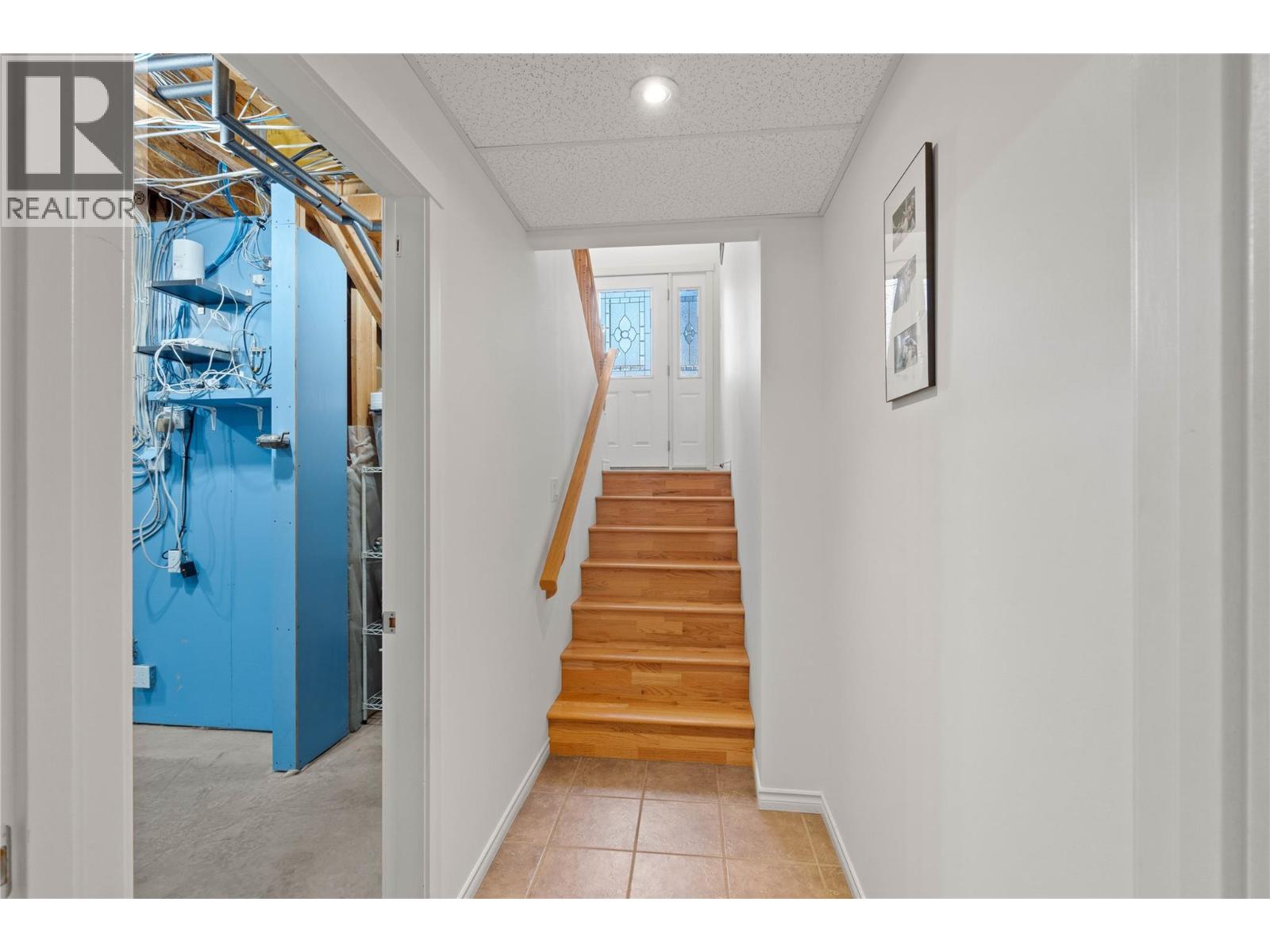 2535 Valleyview Drive, Kamloops, British Columbia  V2E 2M3 - Photo 28 - 10371989