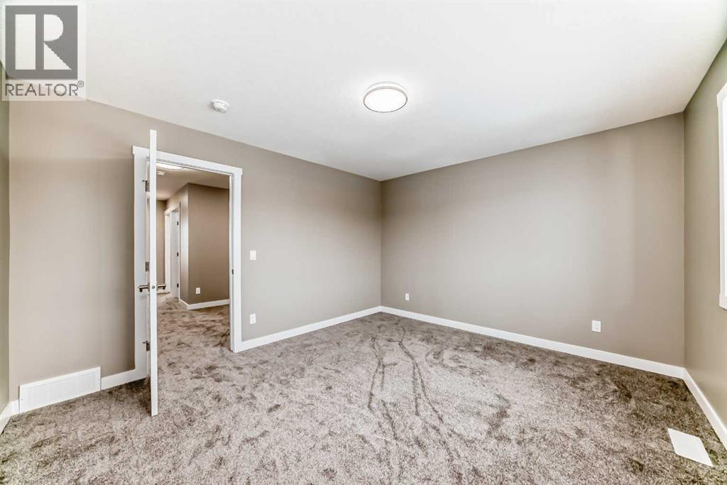 136 Belvedere Park Se, Calgary, Alberta  T2A 8A1 - Photo 12 - A2277555