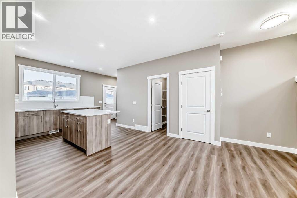 136 Belvedere Park Se, Calgary, Alberta  T2A 8A1 - Photo 27 - A2277555