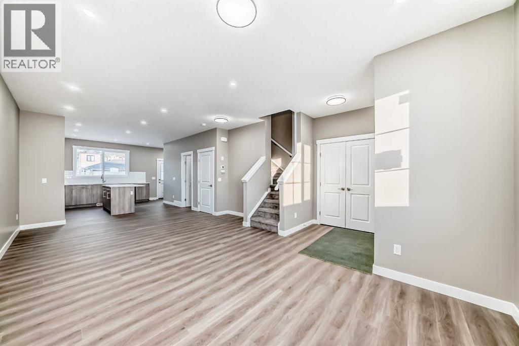 136 Belvedere Park Se, Calgary, Alberta  T2A 8A1 - Photo 10 - A2277555