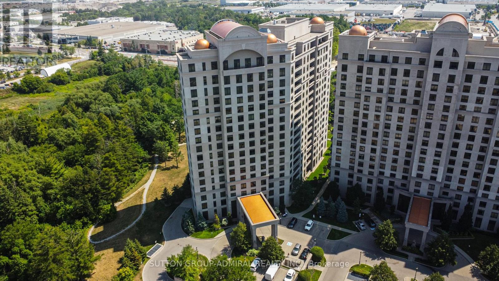 1016 - 9255 Jane Street, Vaughan, Ontario  L6A 0K1 - Photo 2 - N12684642