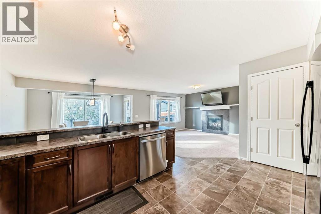 1809 Baywater Gardens Sw, Airdrie, Alberta  T4B 0B1 - Photo 18 - A2276495