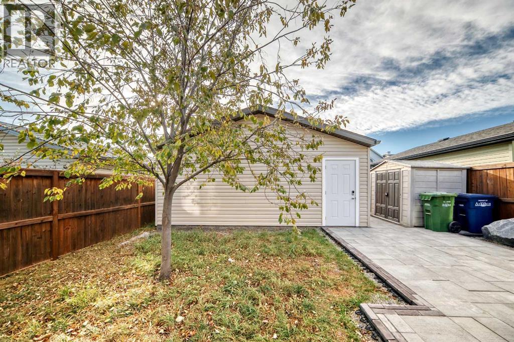 1809 Baywater Gardens Sw, Airdrie, Alberta  T4B 0B1 - Photo 40 - A2276495