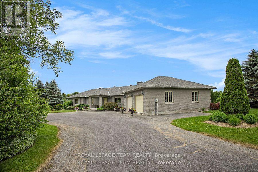 2124 Cty Rd 18 Road S, North Grenville, Ontario  K0G 1J0 - Photo 42 - X12685020