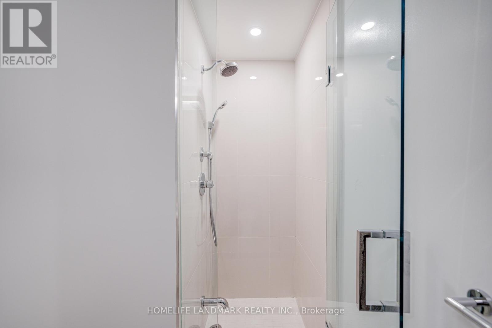 1902 - 125 Blue Jays Way, Toronto, Ontario  M5V 0N5 - Photo 20 - C12685016