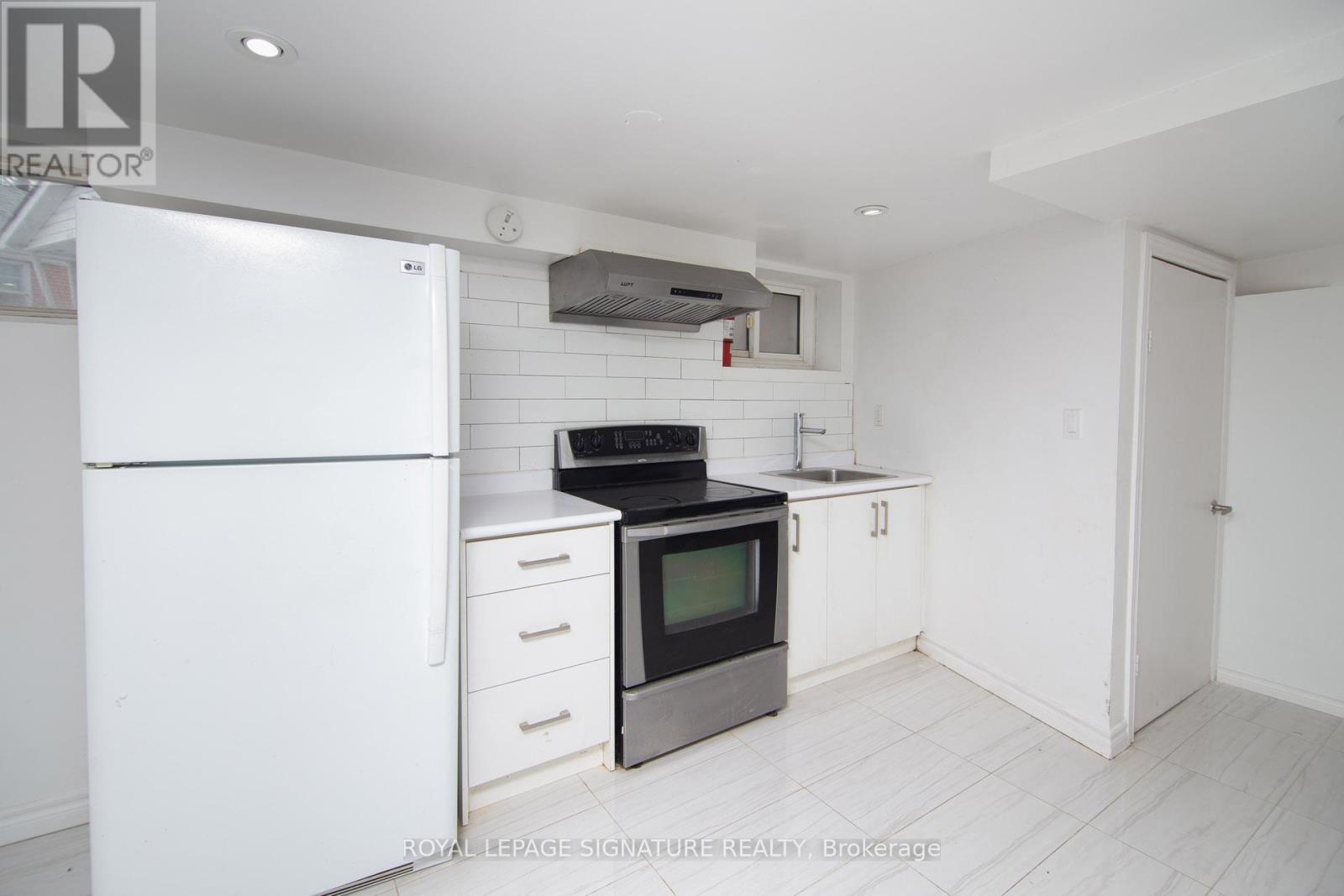 Bsmt - 116 Earlton Road, Toronto, Ontario  M1T 2R6 - Photo 12 - E12685012