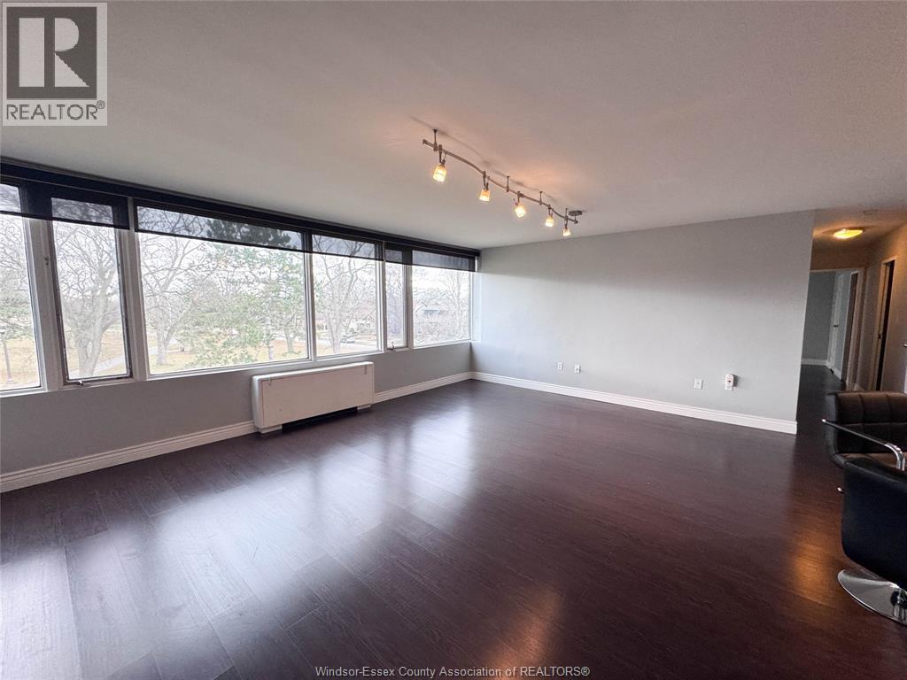 MLS# 26000700: 2144 Pelissier STREET Unit# 302, Windsor, Canada