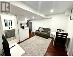 35 OAKMOOR LANE N, Markham, Ontario