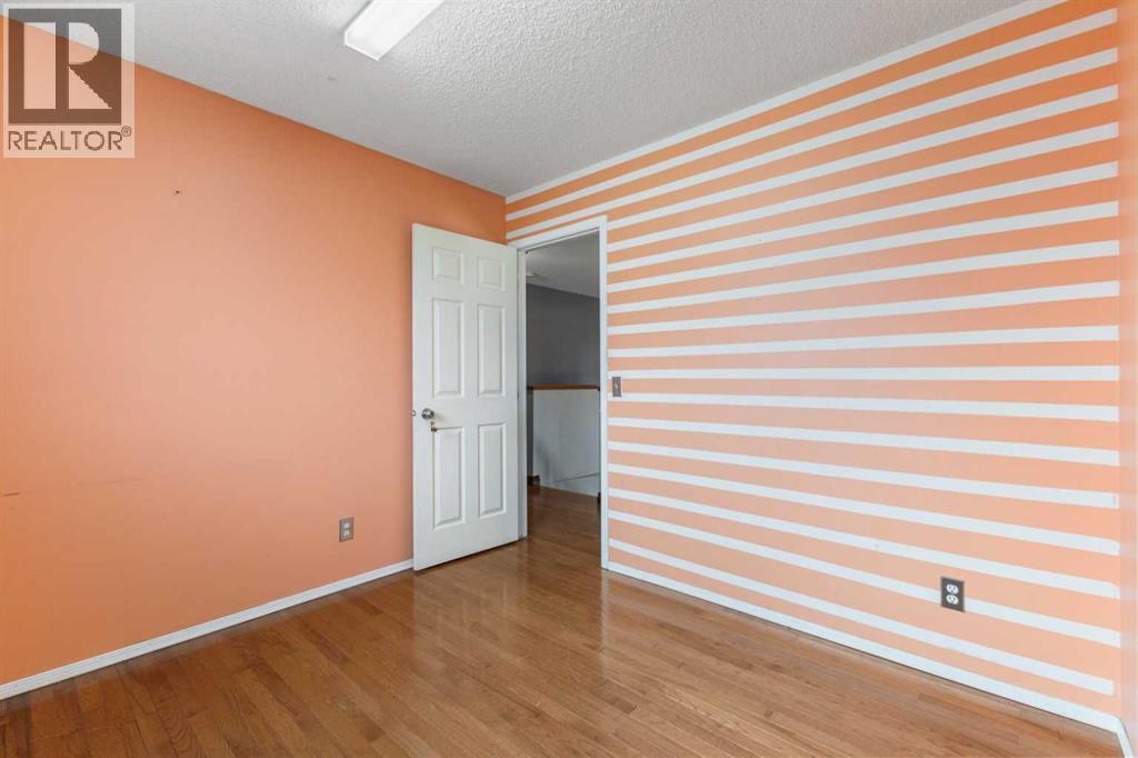 253 Coral Shores Cape Ne, Calgary, Alberta  T3J 3T8 - Photo 33 - A2260661