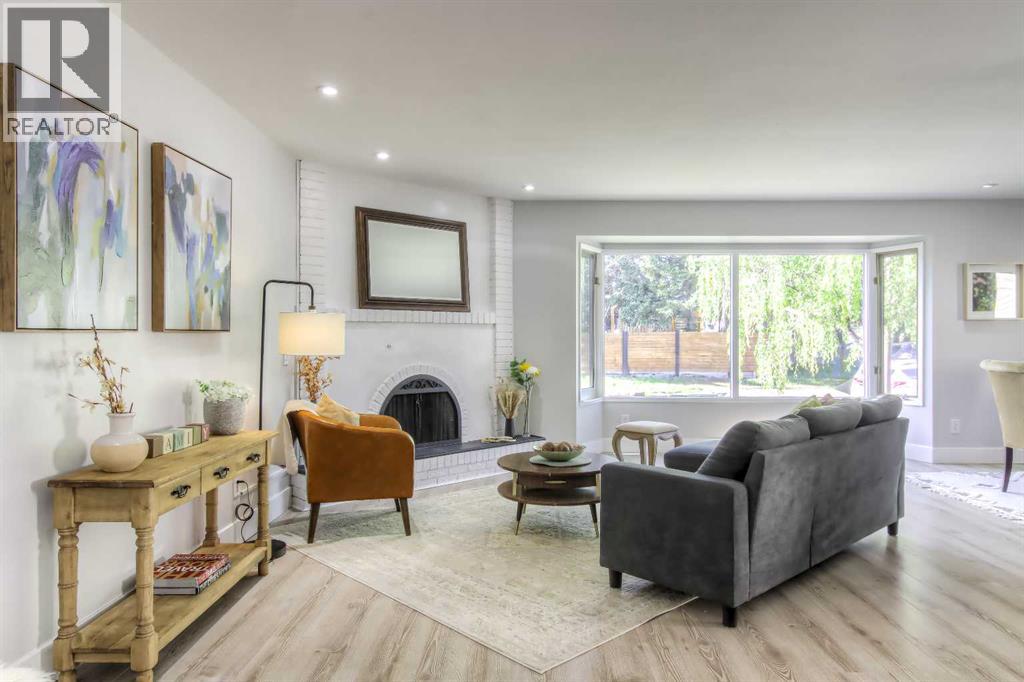 511 Cedarille Crescent Sw, Calgary, Alberta  T2W 2H6 - Photo 6 - A2263171