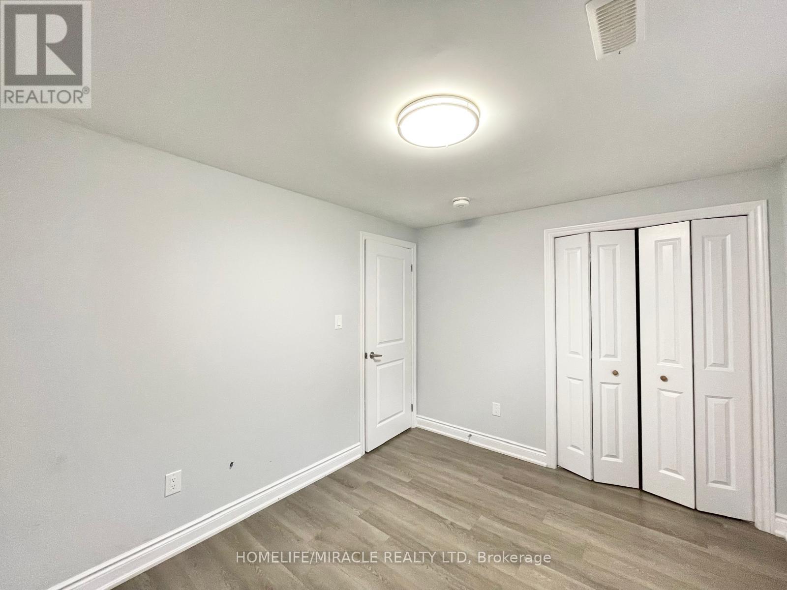 B - 98 Dallan Drive, Guelph, Ontario  N1L 0N3 - Photo 12 - X12685010