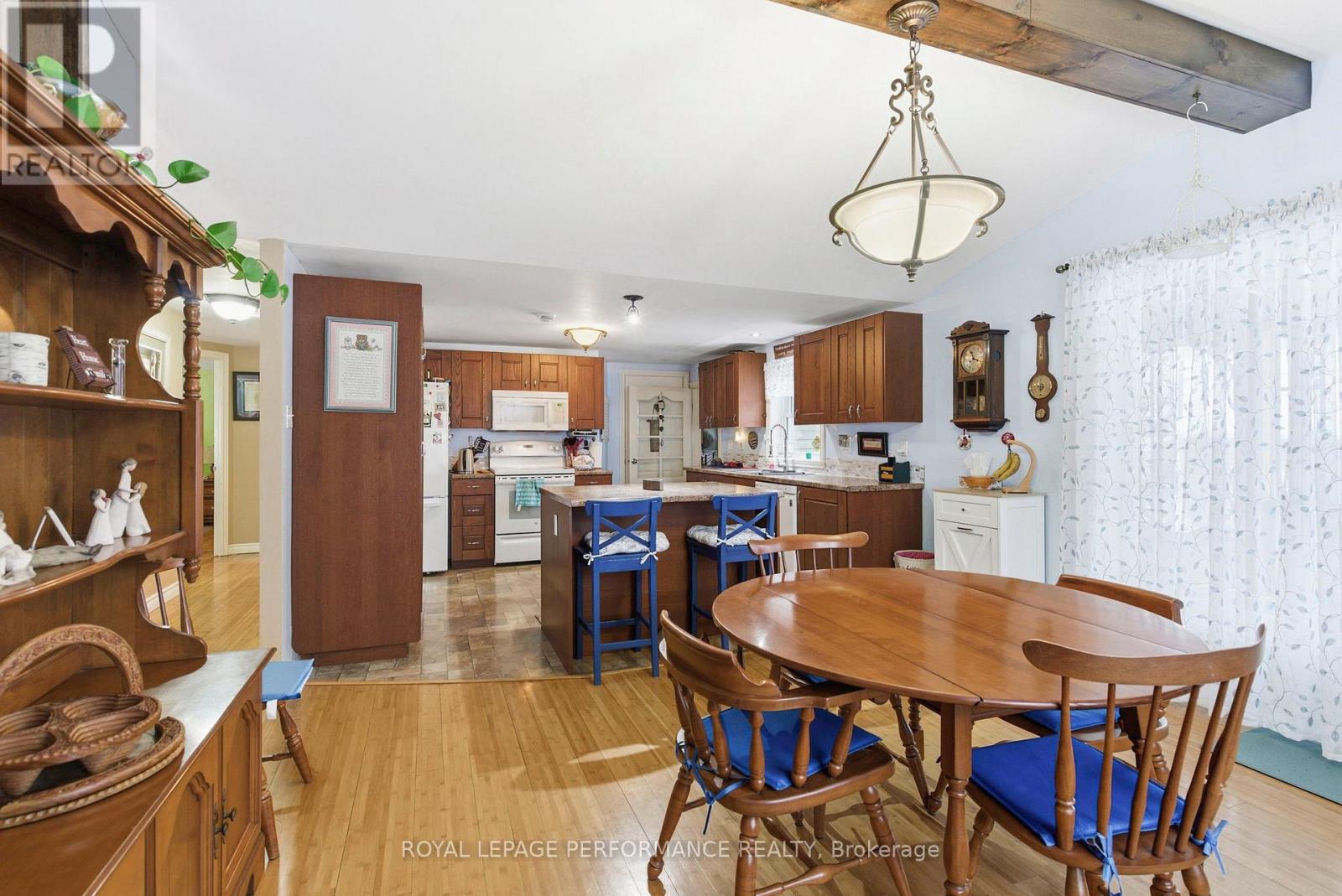 6149 Poirier Avenue, South Glengarry, Ontario  K0C 2J0 - Photo 12 - X12685064